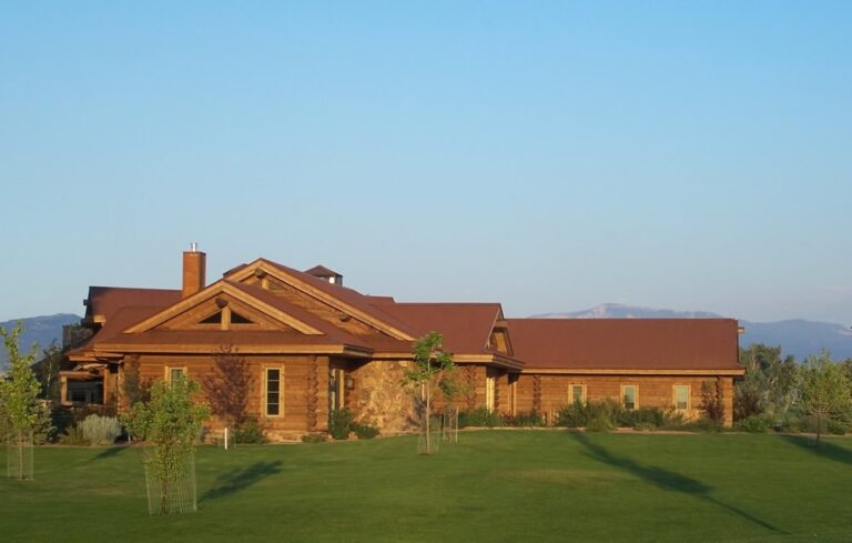 Completed custom log home built by Frontier Log Homes, Montrose Colorado — photo 18
