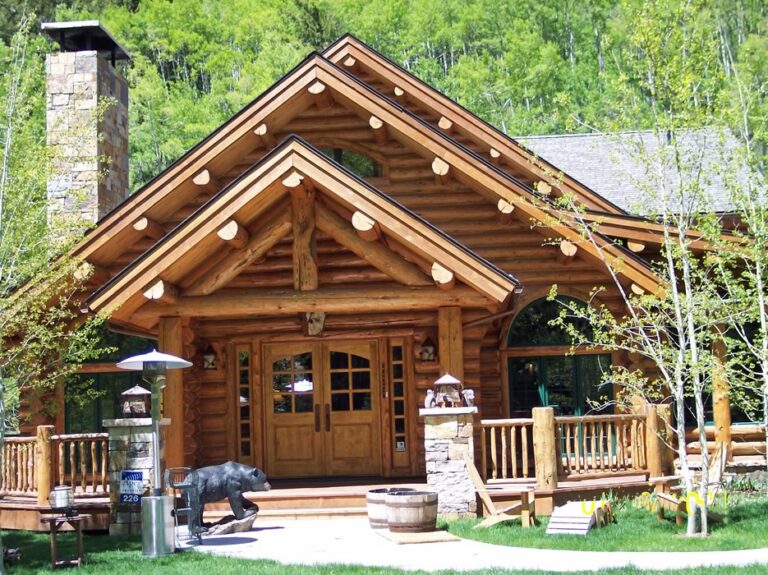 Completed custom log home built by Frontier Log Homes, Montrose Colorado — photo 34