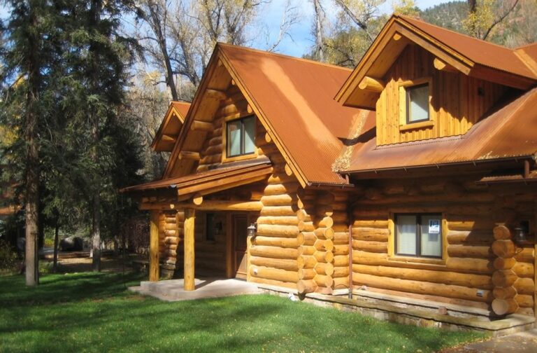 Completed custom log home built by Frontier Log Homes, Montrose Colorado — photo 39