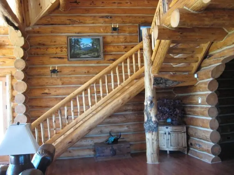 Handcrafted log trusses and componentry by Frontier Log Homes — photo 9