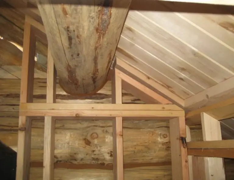 Custom log home under construction by Frontier Log Homes general contractor — photo 36