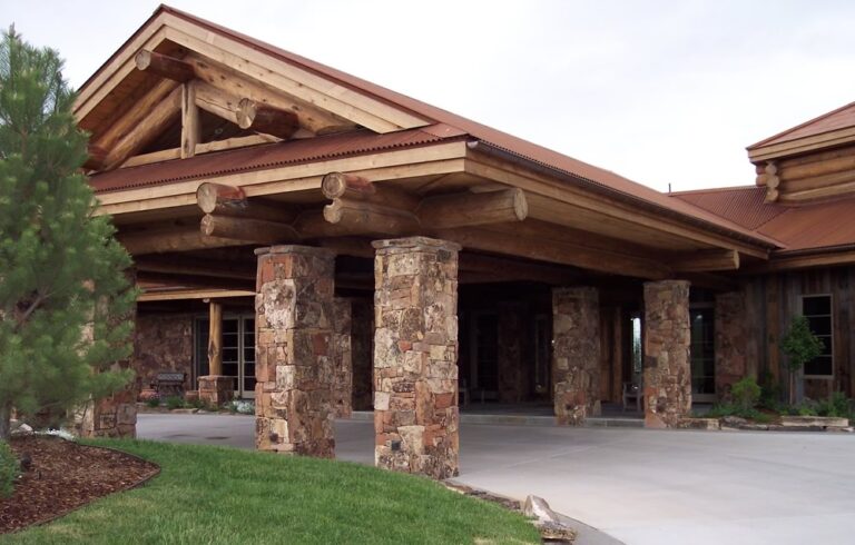 Frontier Log Homes — custom log home builder in Montrose, Colorado